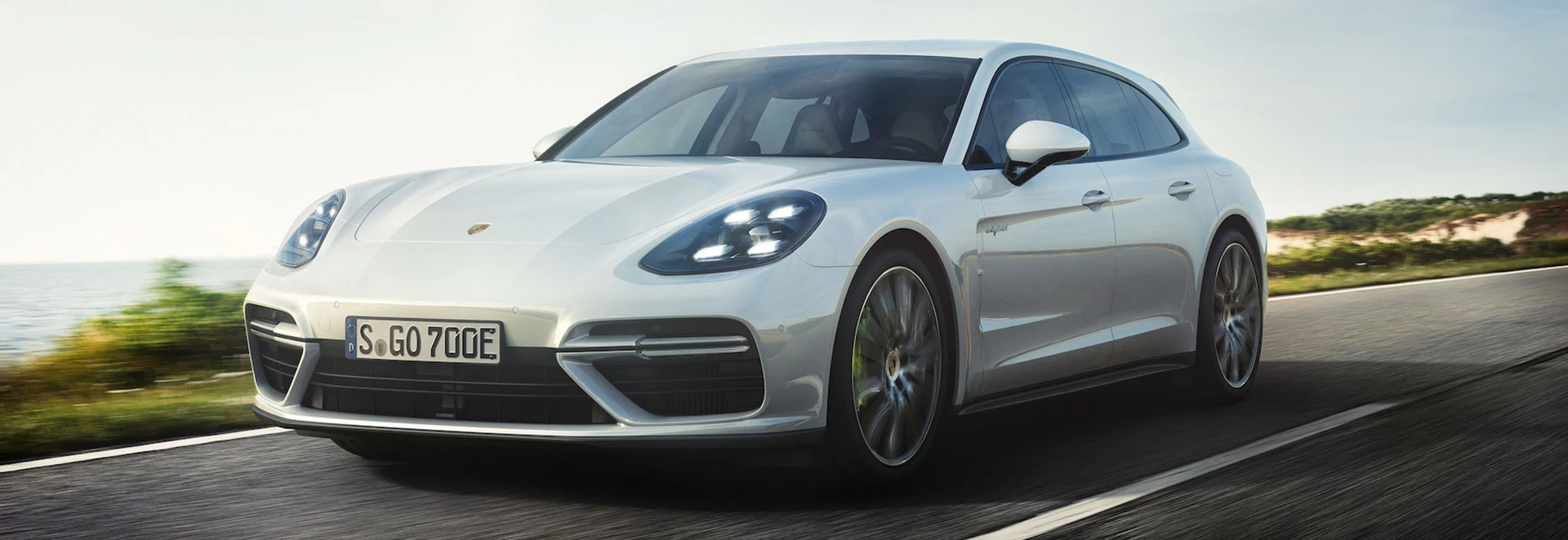Porsche adds plug-in hybrid to Panamera Sport Turismo range 